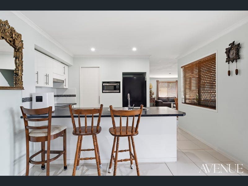 4 Adam Street, Browns Plains — photo 1 of 5