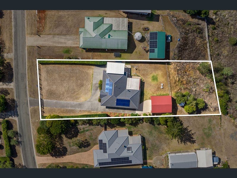 14 Junction Drive, Gowrie Junction — photo 1 of 5