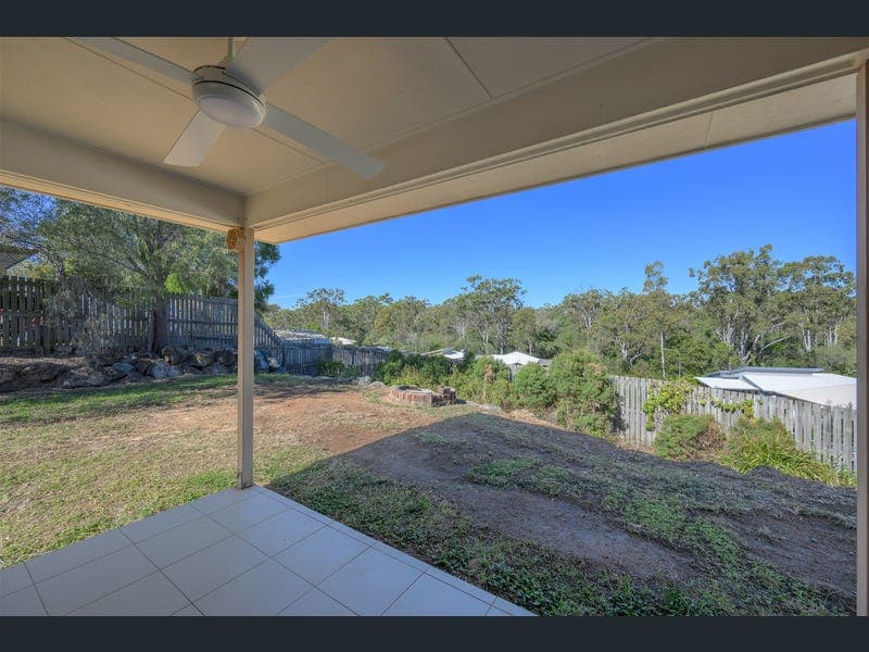 14 Stoneybrook Drive, Glen Eden — photo 1 of 5