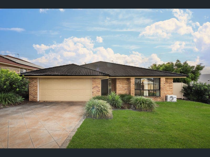4 Appletree Street, Upper Coomera — photo 1 of 5