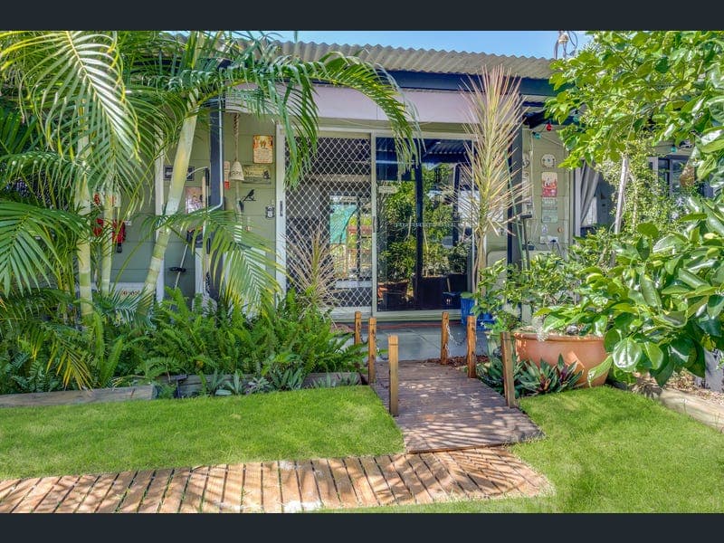 91 Moreton Terrace, Beachmere — photo 1 of 5