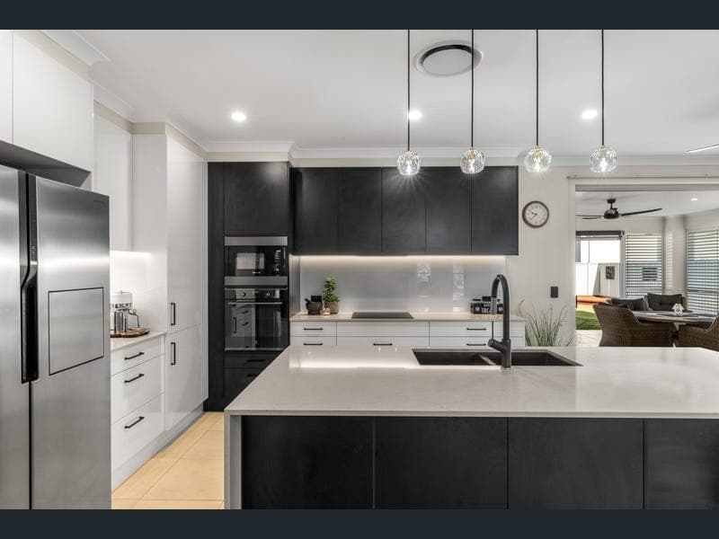 7 Annabelle Street, Pelican Waters — photo 1 of 5