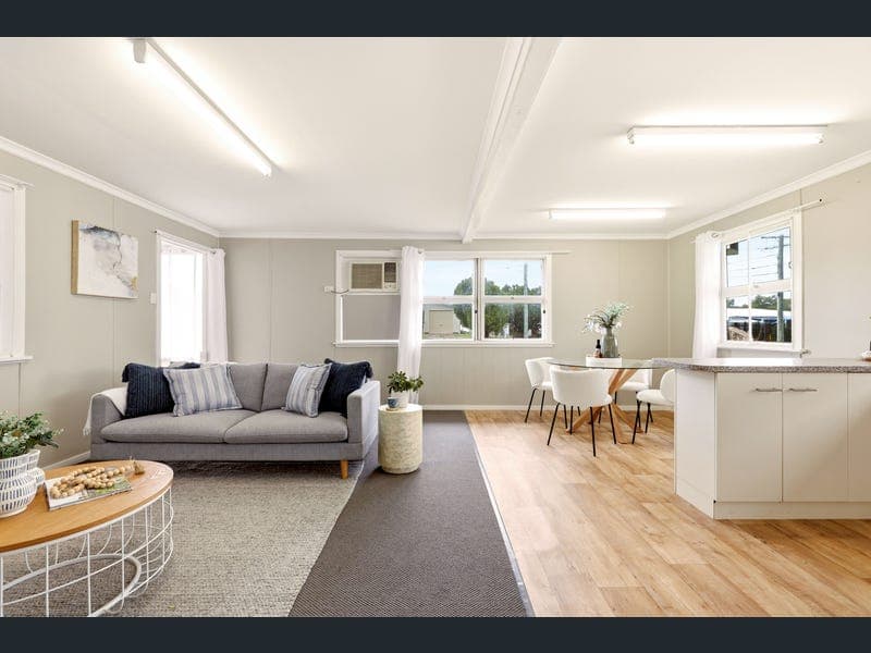 13 Rodney Street, Silkstone — photo 1 of 5
