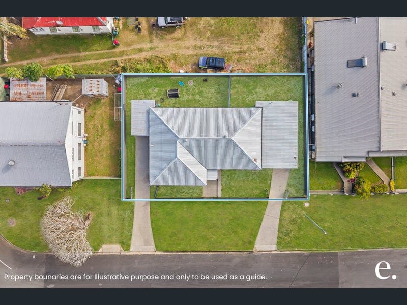 9 Middlemiss Street, Mareeba — photo 1 of 5