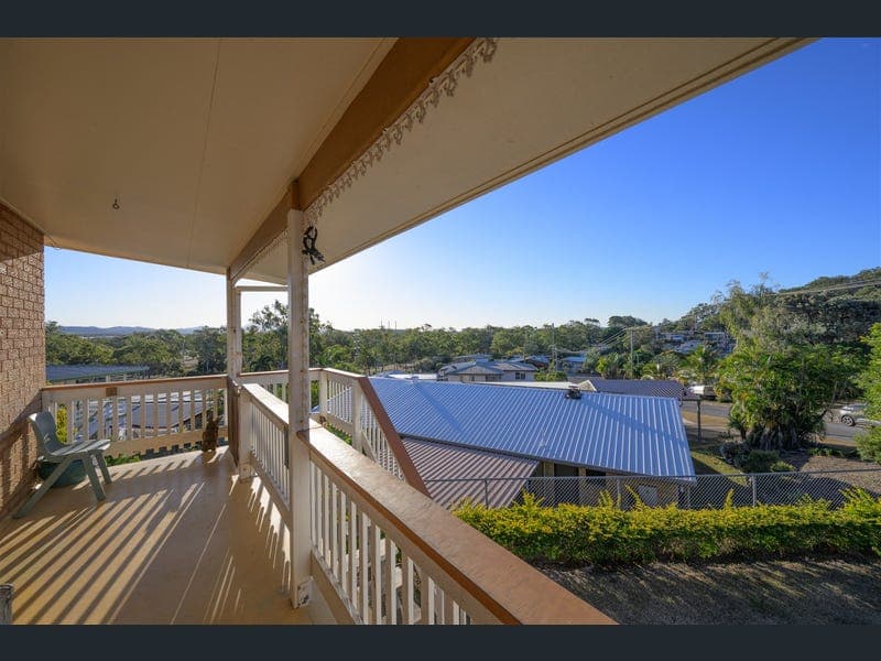 9 Beech Avenue, Kin Kora — photo 1 of 5