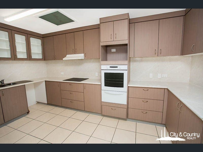 3 Moffatt Street, Mount Isa — photo 1 of 5