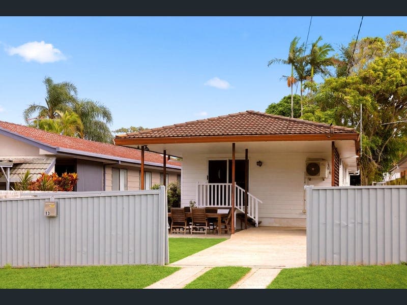 13 Mcaneny Street, Redcliffe — photo 1 of 5