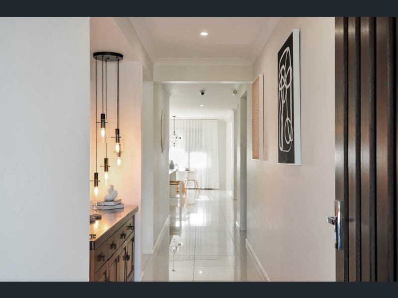 27 Maudsley Crescent, Collingwood Park — photo 1 of 5