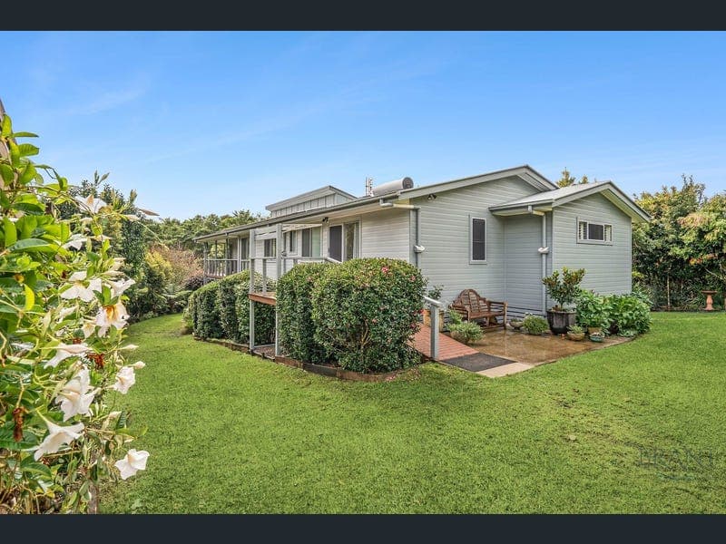 8 Laurel Street, Maleny — photo 1 of 5