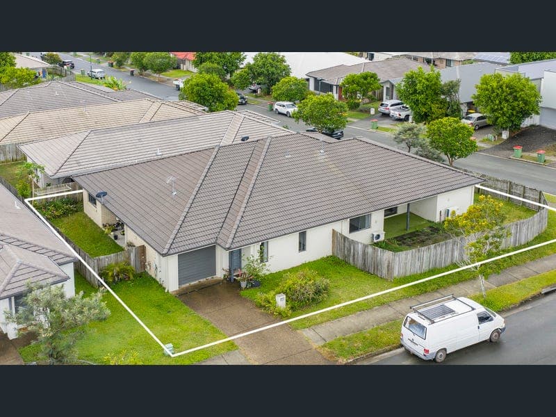1 Cassia Drive, Coomera — photo 1 of 5