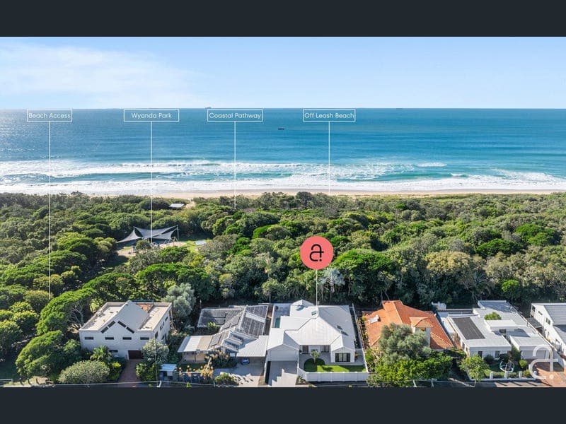 215 Oceanic Drive, Bokarina — photo 1 of 5