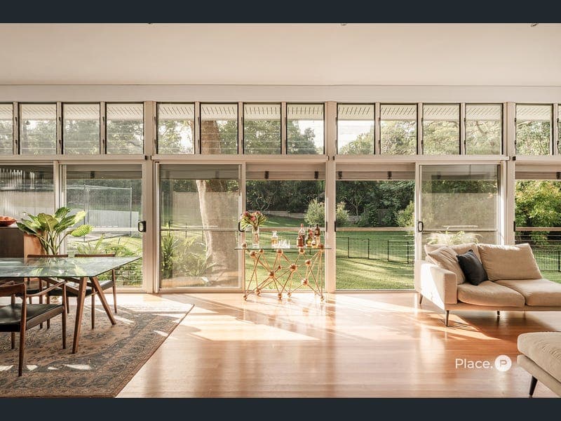 102A Rome Street South, Yeronga — photo 1 of 5