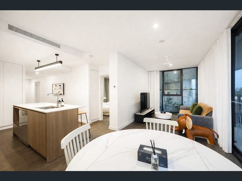 30508/1 Cordelia Street, South Brisbane — photo 1 of 5