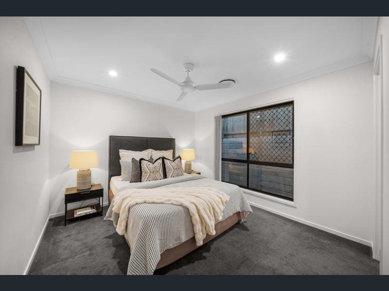 19 Broxburn Circuit, Spring Mountain — photo 1 of 5