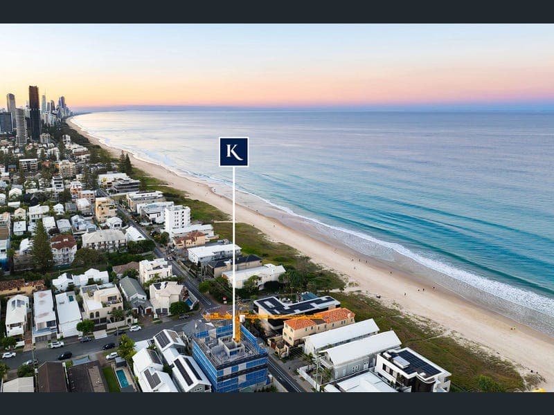 86 Hedges Avenue, Mermaid Beach — photo 1 of 5