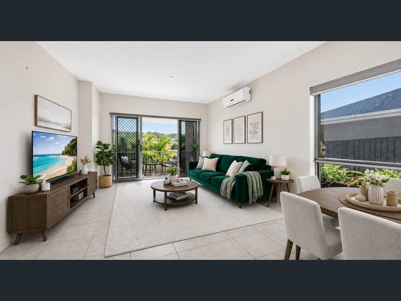 27 Conjola Crescent, Upper Coomera — photo 1 of 5