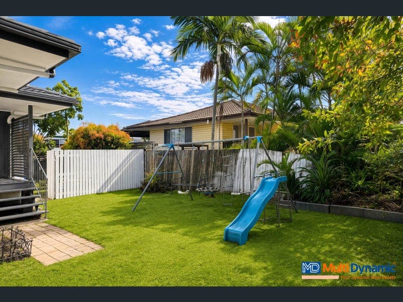 17 Pamphlett Place, Deception Bay — photo 1 of 5