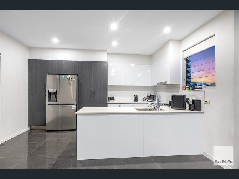 5/47 Dickenson Street, Carina — photo 1 of 5