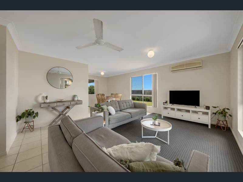 6 Saxonvale Court, New Auckland — photo 1 of 5