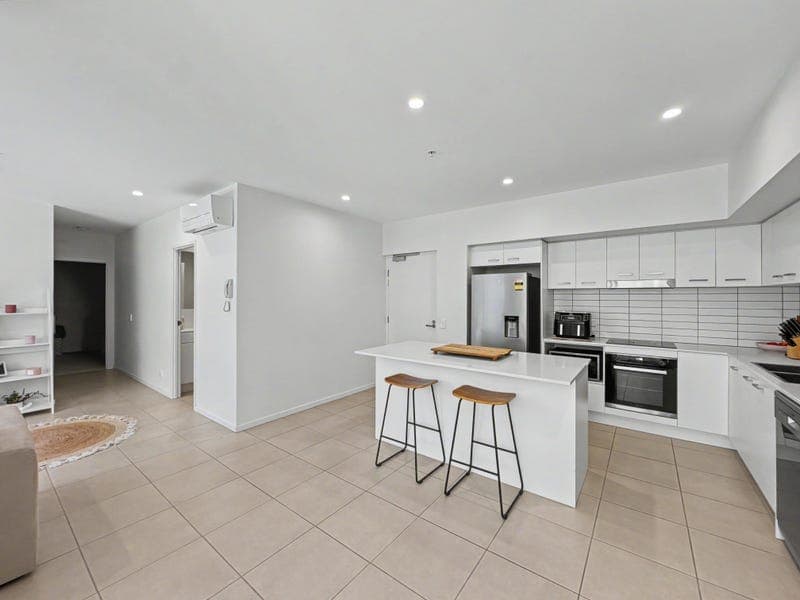 306/5 Spring Street, Sippy Downs — photo 1 of 5