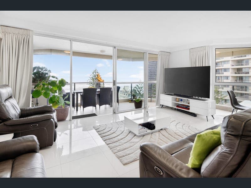 1001/12 Enderley Avenue, Surfers Paradise — photo 1 of 5