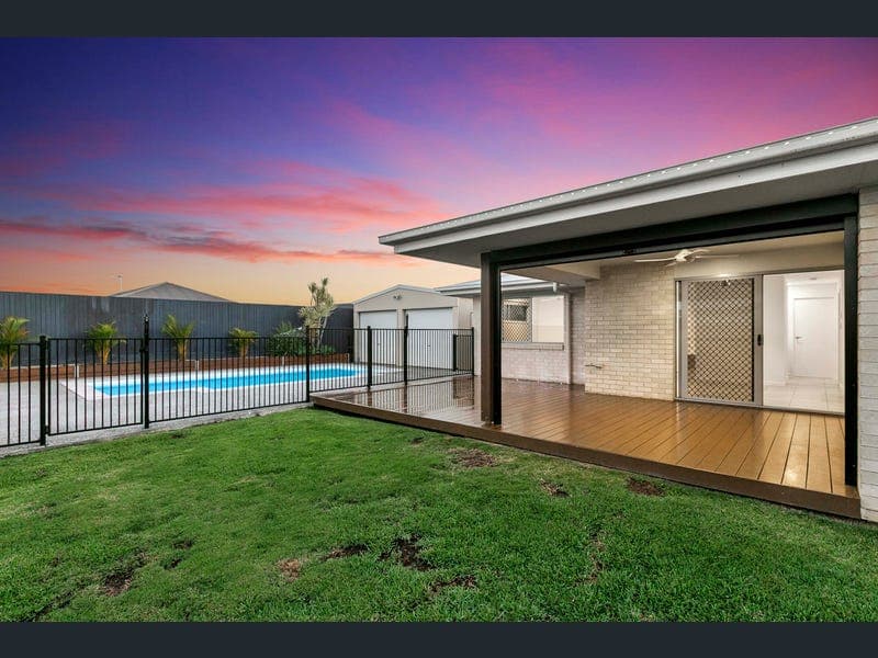 5 Samphire Street, Eli Waters — photo 1 of 5