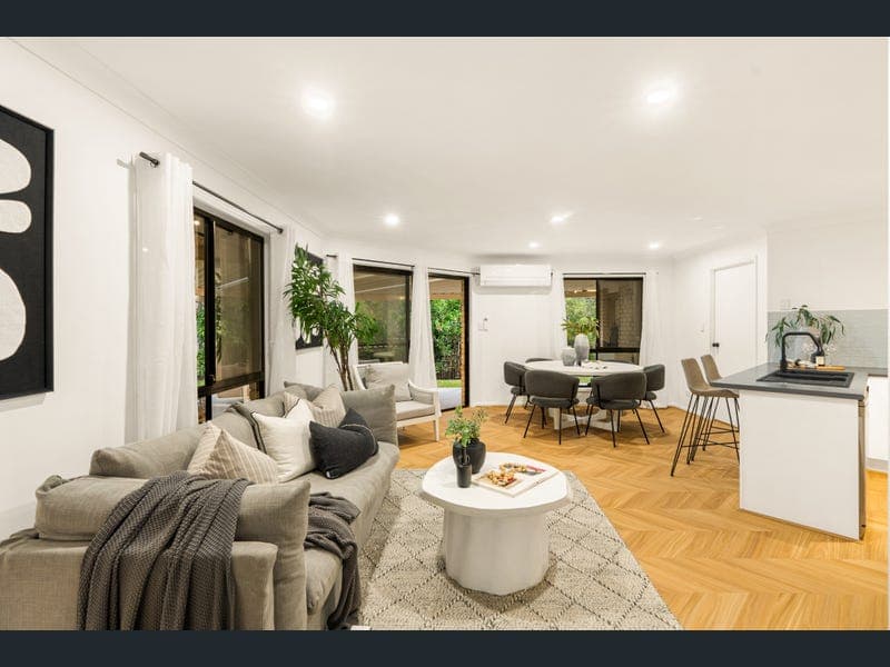 71 Daintree Drive, Parkinson — photo 1 of 5