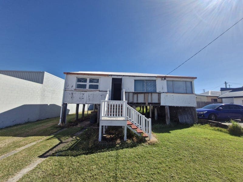 46 Williams Street, Bowen — photo 1 of 5