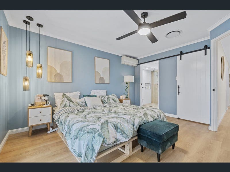 3 Azure Crescent, Griffin — photo 1 of 5