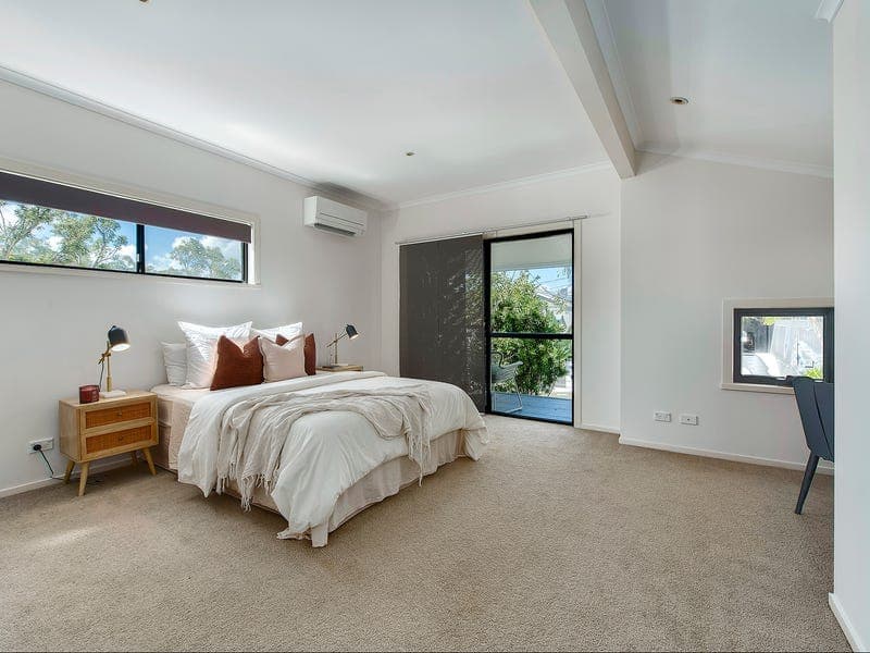 33 Dunsmore Street, Kelvin Grove — photo 1 of 5