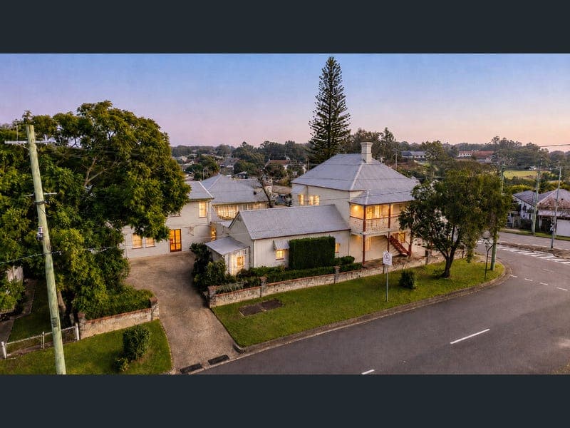 1 Burnett Street, West Ipswich — photo 1 of 5