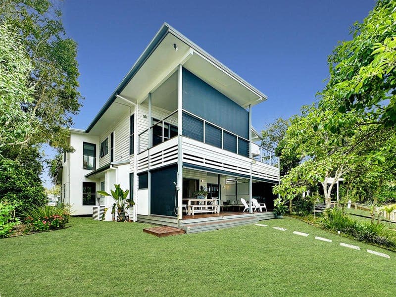 12 Kookaburra Court, South Stradbroke — photo 1 of 5