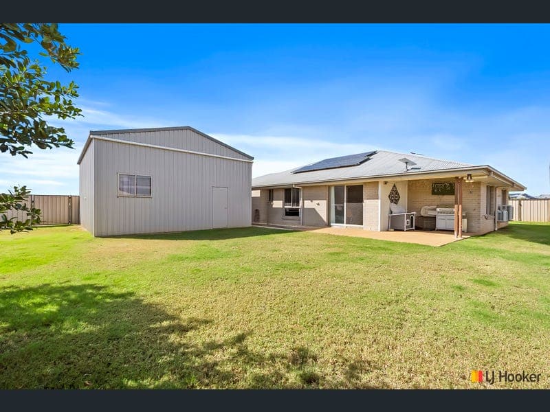 4 Olympic Avenue, Gracemere — photo 1 of 5