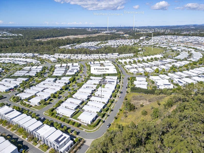 8 Pinnacle Way, Pimpama — photo 1 of 5