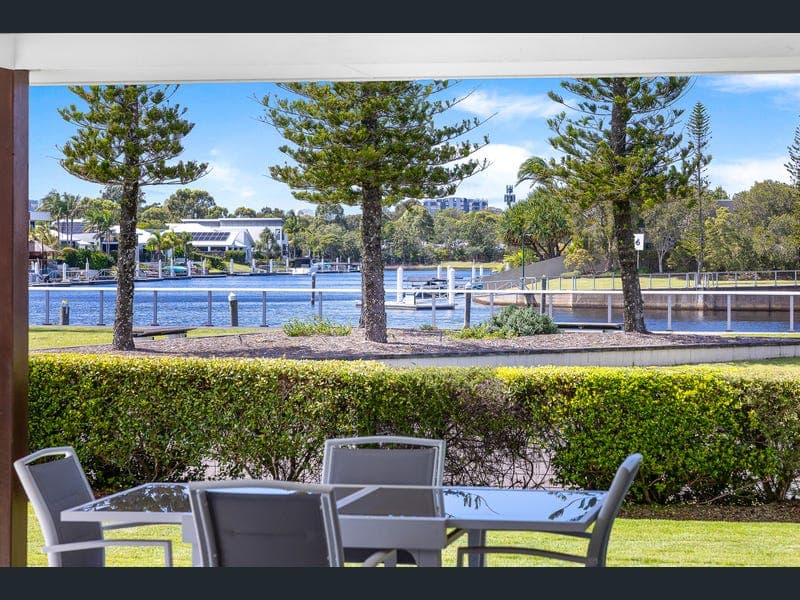 16 Artunga Place, Pelican Waters — photo 1 of 5