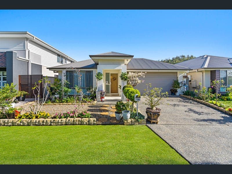 139 Riverstone Crossing, Maudsland — photo 1 of 5