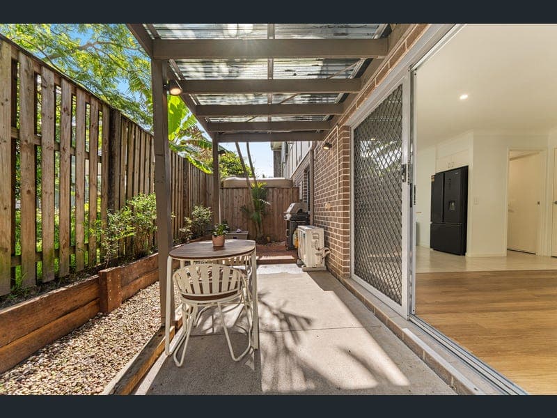 1/38-40 River Hills Road, Eagleby — photo 1 of 5