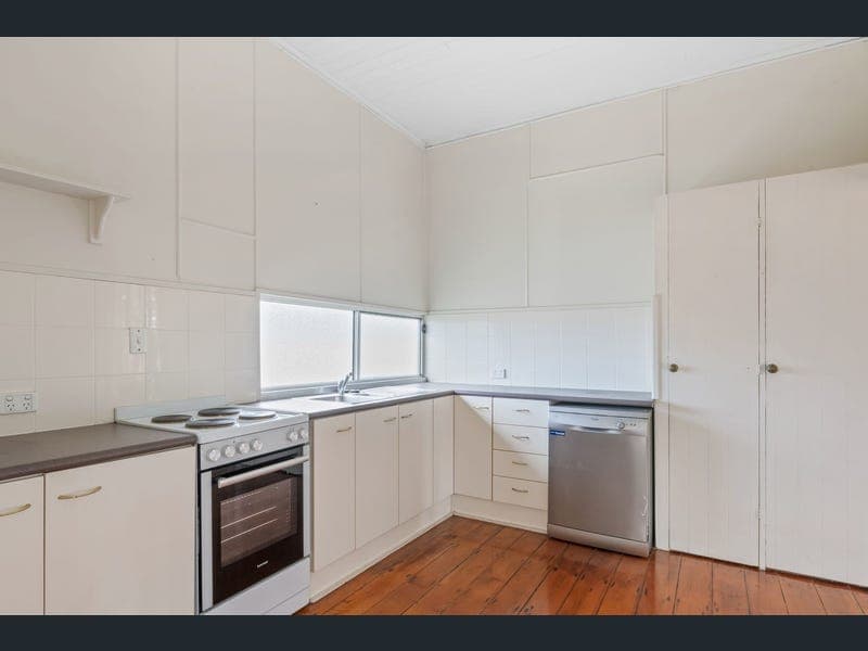5 Mill Street, Beaudesert — photo 1 of 5