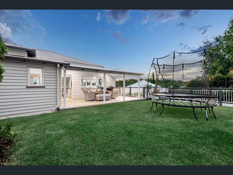 24 Carrington Street, Paddington — photo 1 of 5