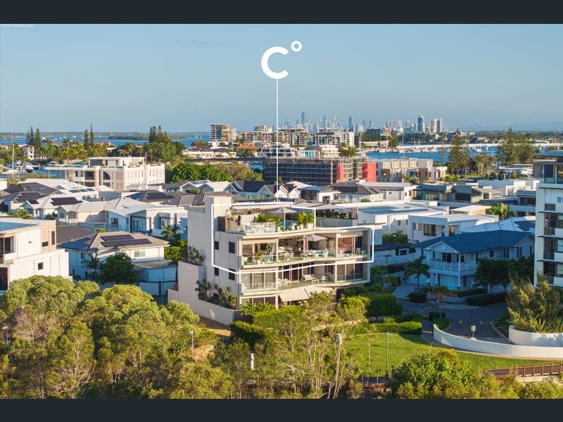 3/2 Havana Way, Paradise Point — photo 1 of 5