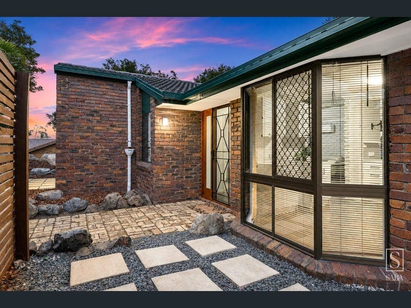 143 Sumners Road, Jamboree Heights — photo 1 of 5