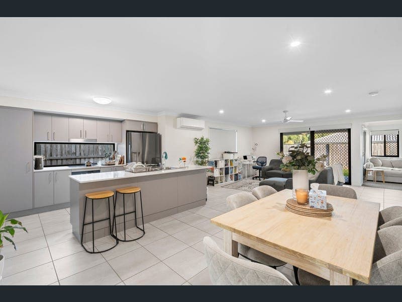 19 Springbrook Street, Yarrabilba — photo 1 of 5