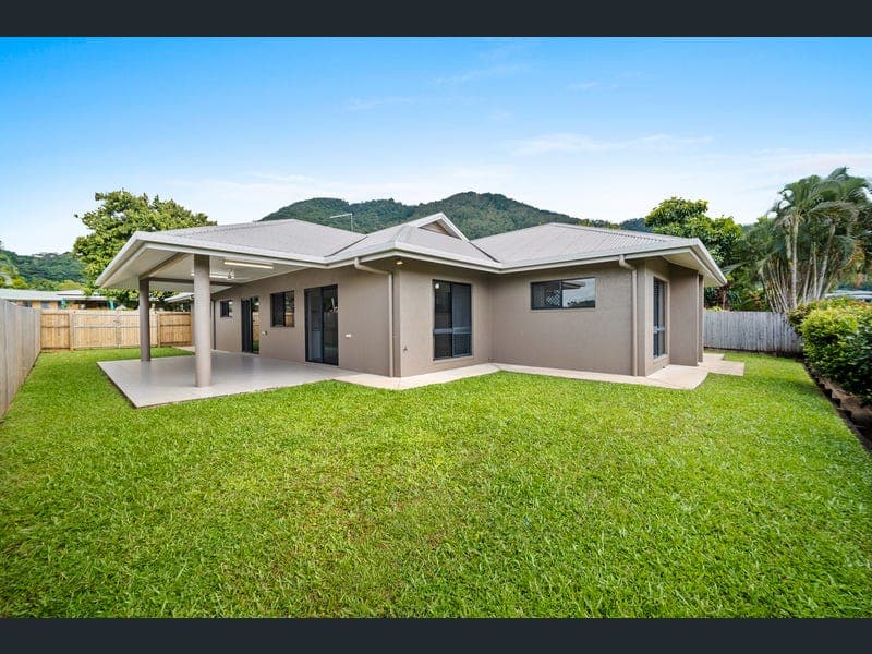 4 Pelling Close, Kanimbla — photo 1 of 5