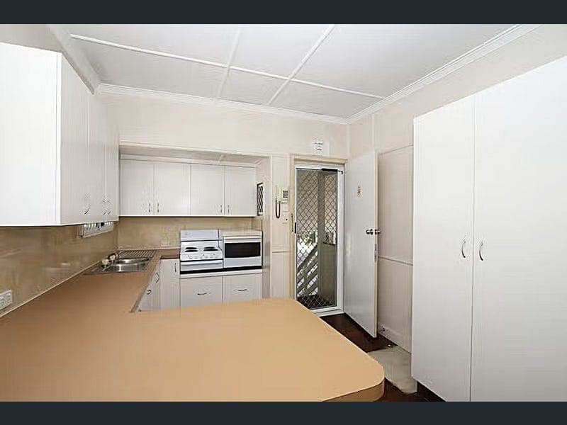 22B Moffatt Street, Ipswich — photo 1 of 5
