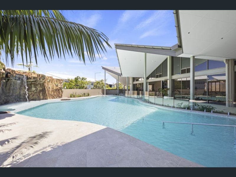10 Lukin Terrace, Baringa — photo 1 of 5