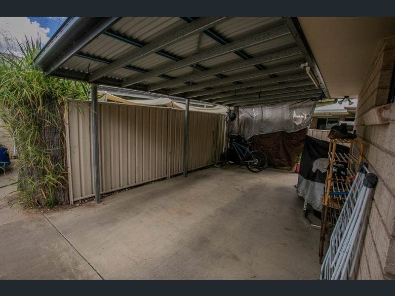 1/10 Davidson Court, Chinchilla — photo 1 of 5