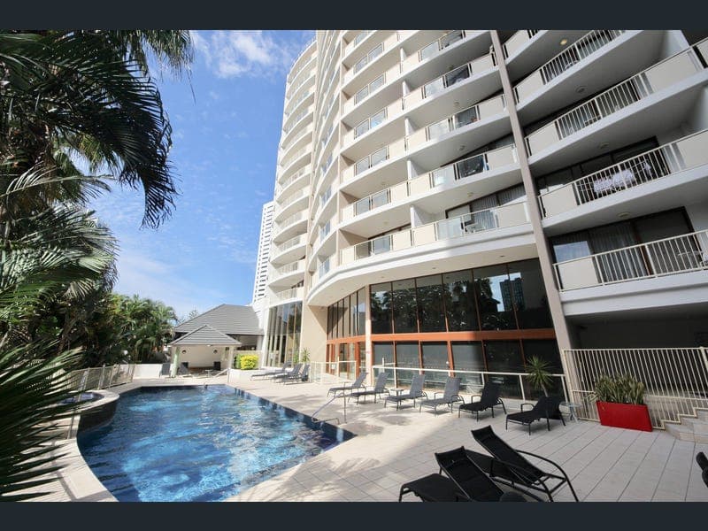 42 Surf Parade, Broadbeach — photo 1 of 5