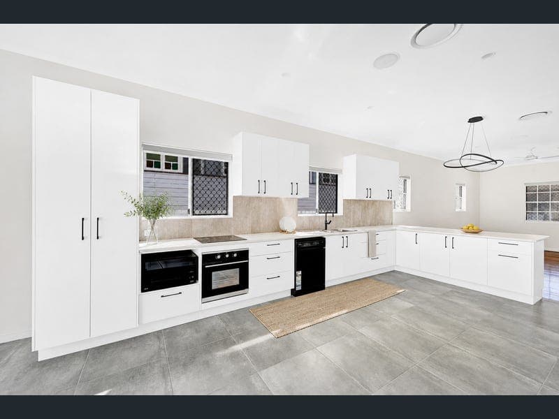 51 Bazaar Street, Maryborough — photo 1 of 5