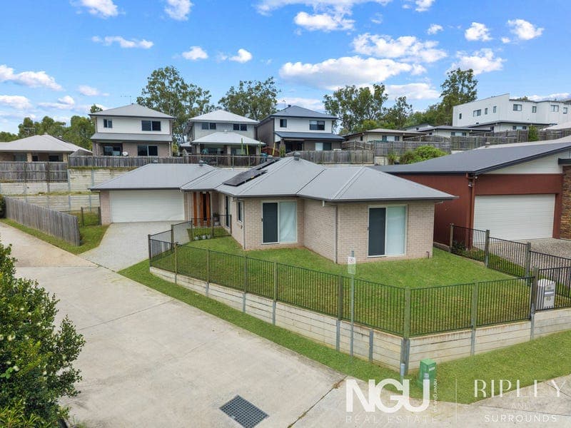 45 Cambridge Way, Ripley — photo 1 of 5