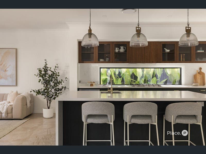 90 Canterbury Street, Mount Gravatt East — photo 1 of 5